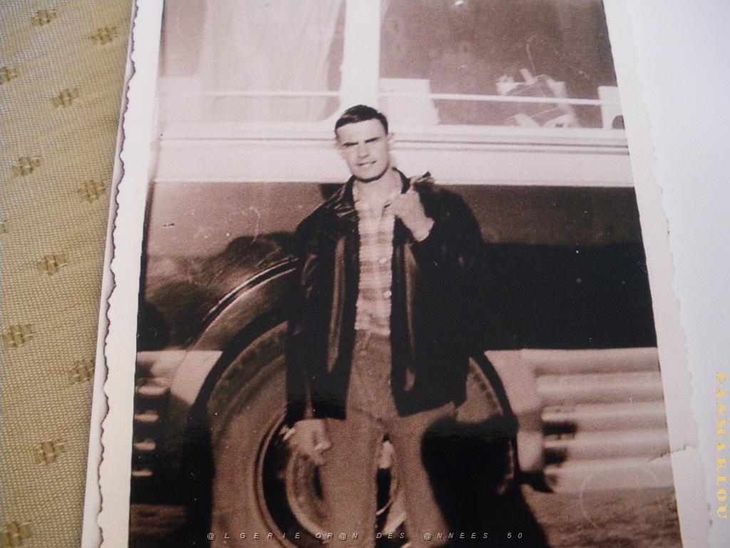 ATHLETISME L'ORANAISE  1958  (6).JPG